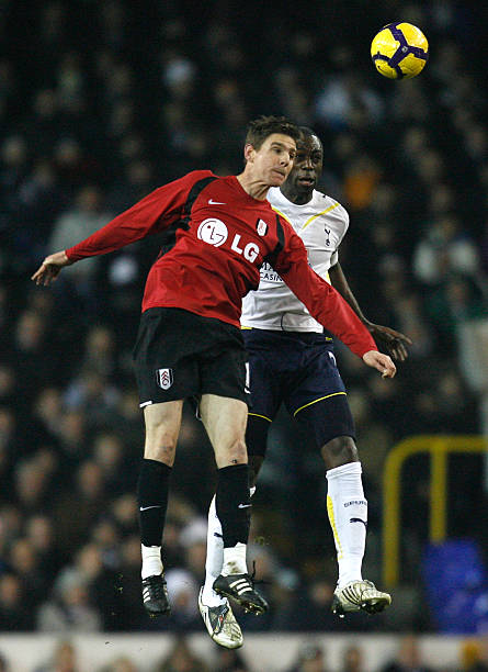 这背后究竟 这背后究竟