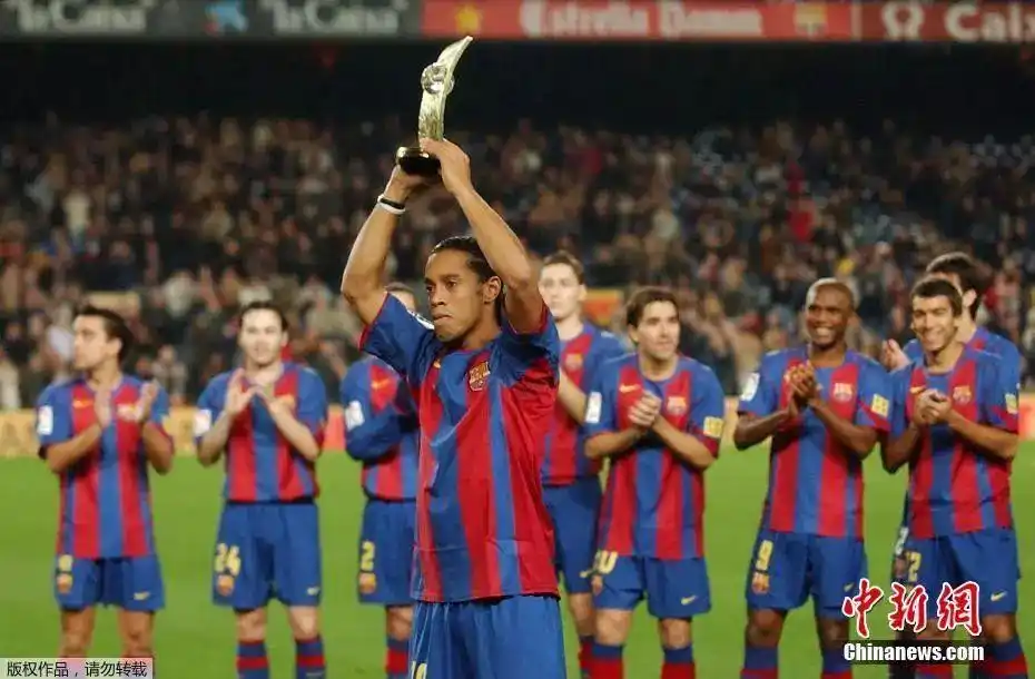 都游刃有余 都游刃有余